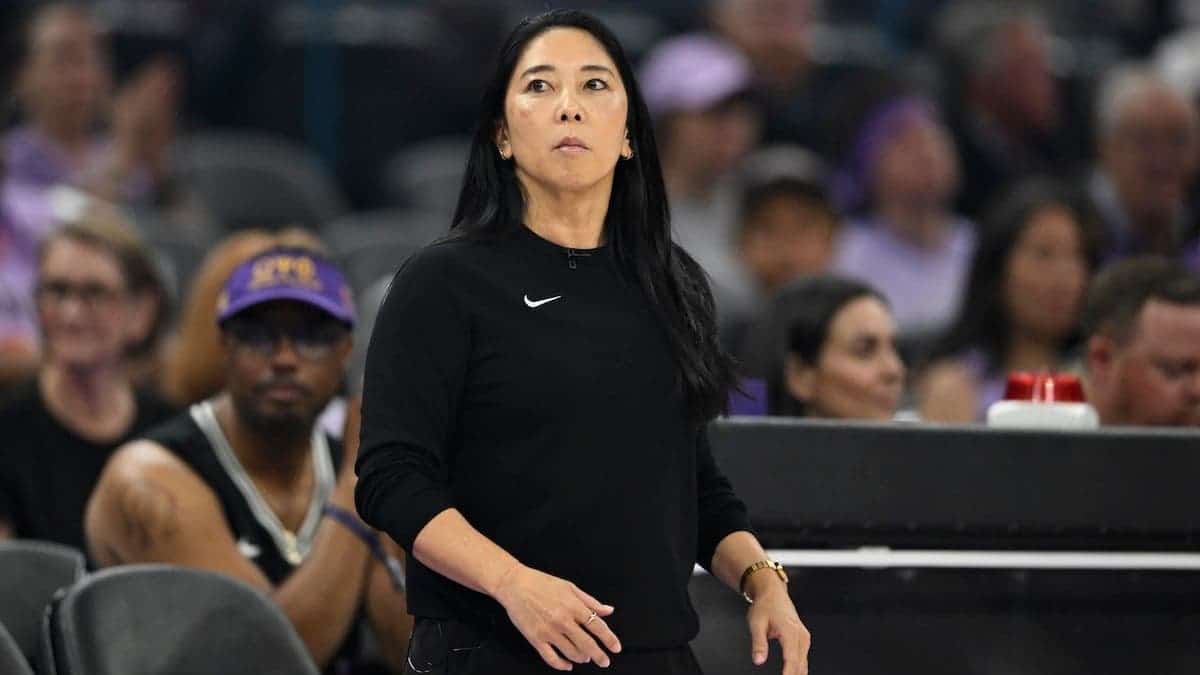 Natalie Nakase, head coach of the Golden State Valkyries, looks on during a game.