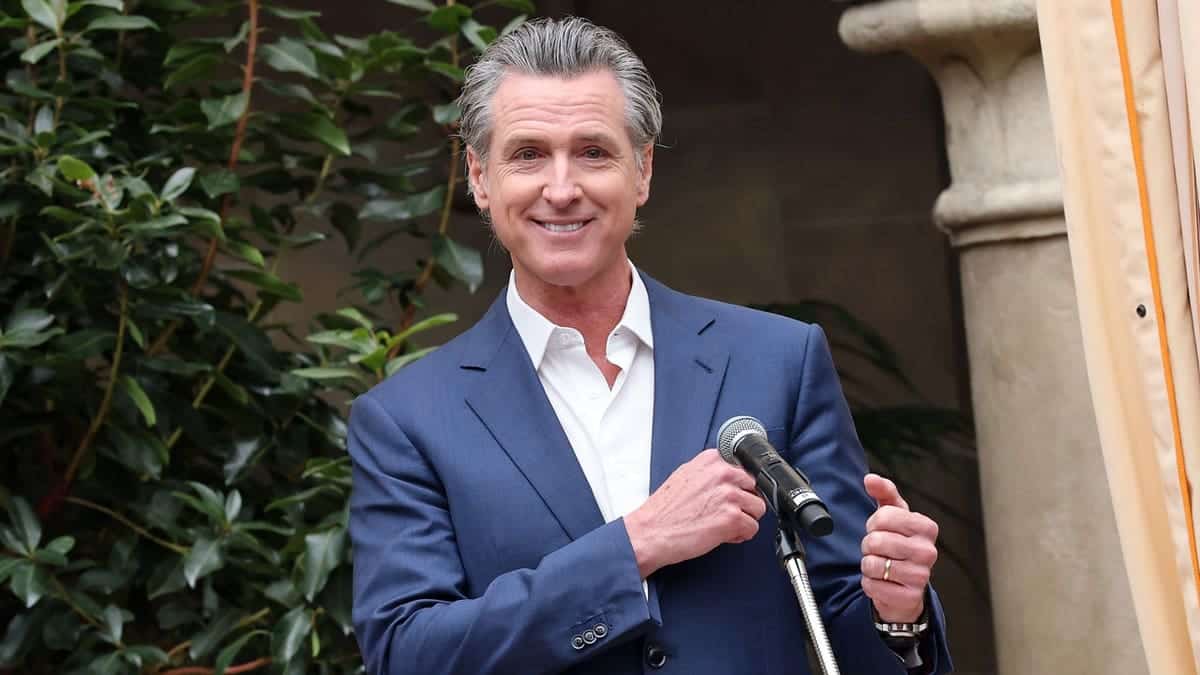 gavin newsom outside smiling