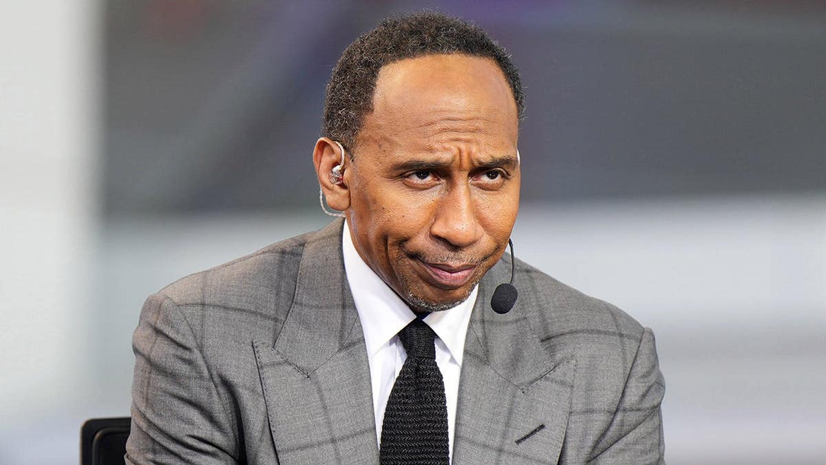 Stephen A. Smith standing on the ESPN NBA Countdown live set at Intuit Dome