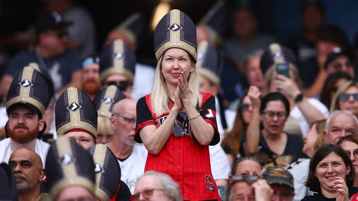 The Chicago White Sox gave out highly anticipated Pope hats at a game earlier this month.
