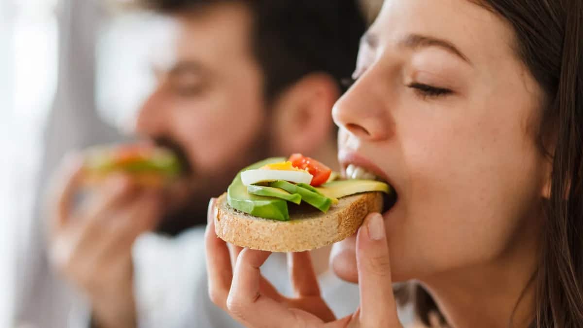 woman-avocado-toast