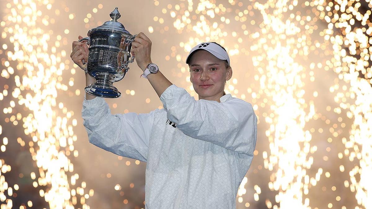 Elena Rybakina celebrating after winning the US Open women's singles final