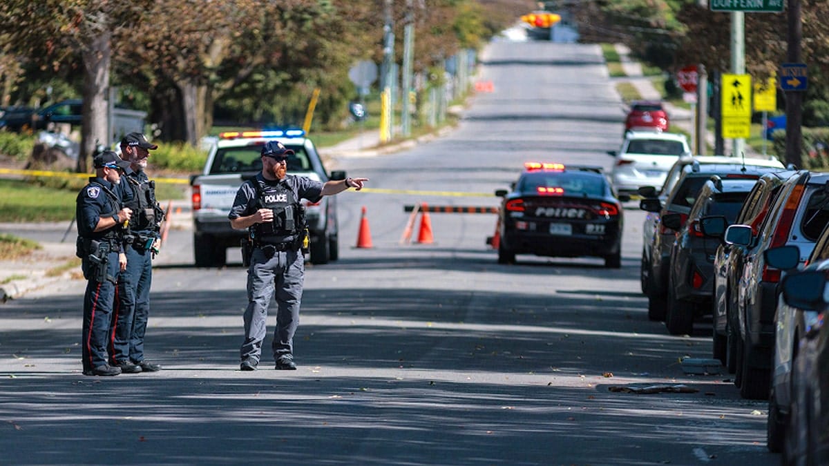 Canada synagogue shooting
