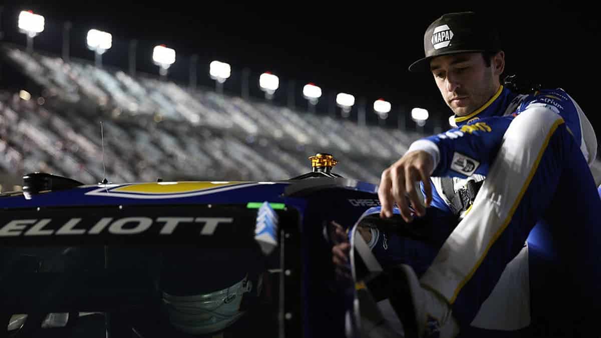 Chase Elliott enters his No. 9 NAPA Auto Parts Chevrolet during NASCAR Cup Series Daytona 500 qualifying.