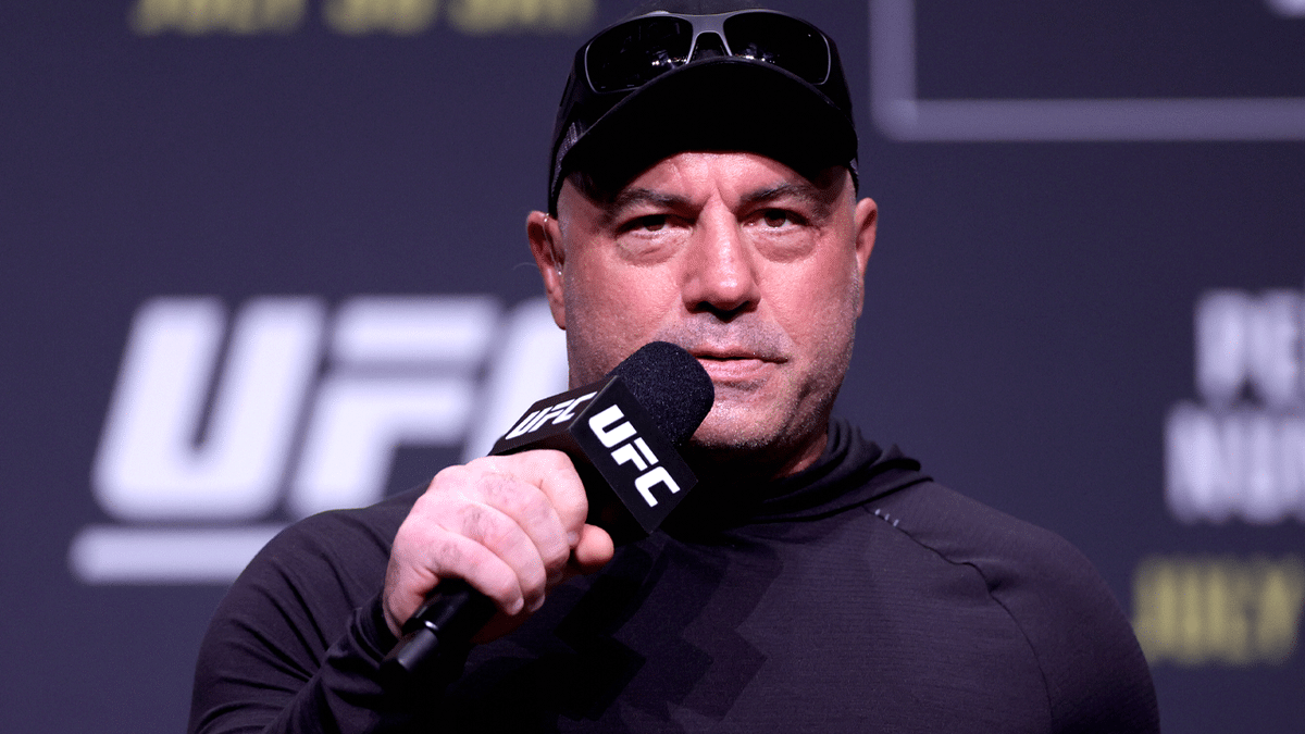 Joe Rogan speaks at an event