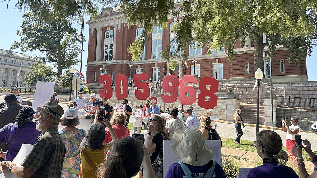 Rally outside the Missouri Supreme Court