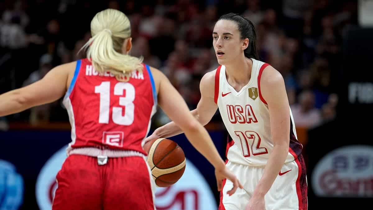 Petra Holesinska guards Caitlin Clark during the Women's Basketball World Cup.