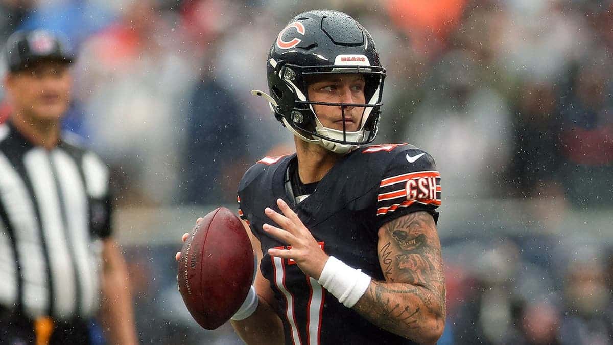 Tyson Bagent passes the ball during a Chicago Bears game against the Minnesota Vikings.