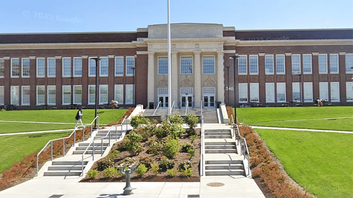 Brick exterior and front entrance of Benson Polytechnic High School in Portland, Oregon