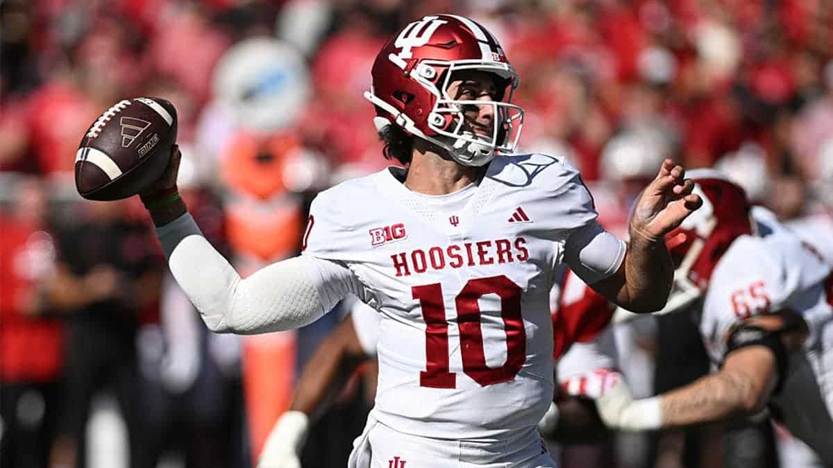 Josh Hoover #10 of the Indiana Hoosiers