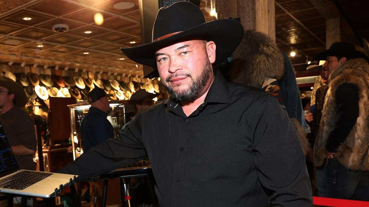 Jon Gosselin black cowboy hat