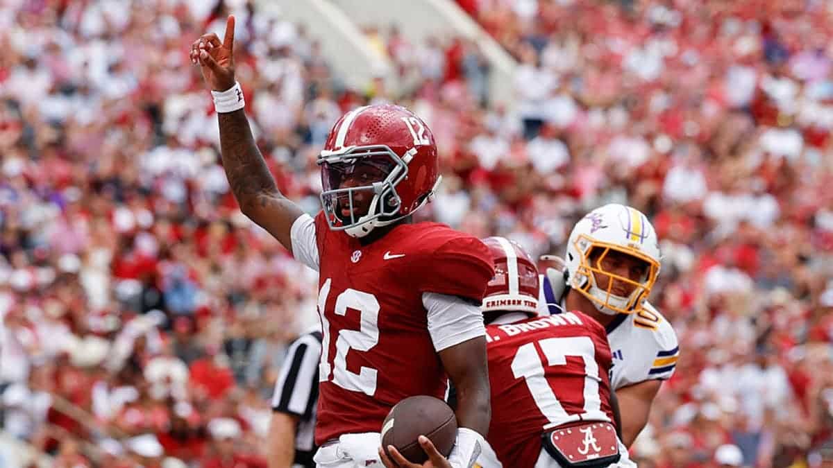 Quarterback Keelon Russell #12 of the Alabama Crimson Tide
