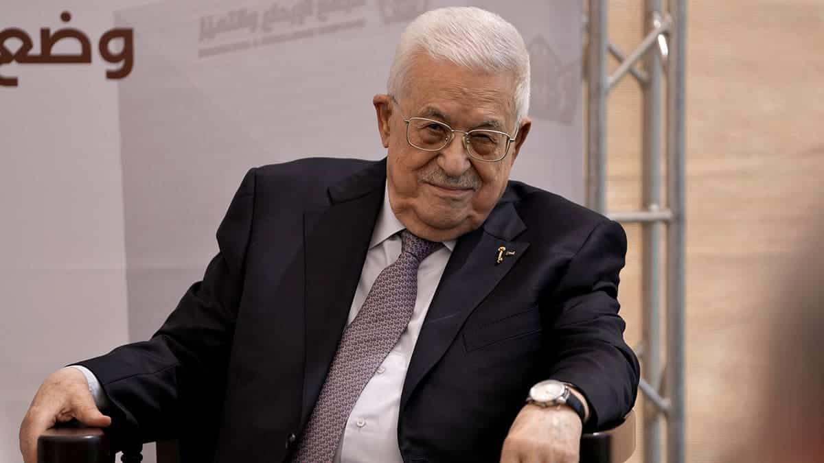Mahmoud Abbas stands at an inauguration ceremony for the Innovation and Excellence Compound in Ramallah.