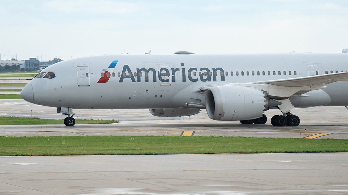 American Airlines plane