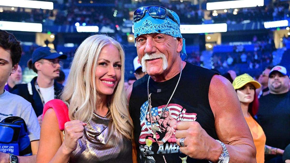 Terry Bollea and Sky Daily pose together at Amalie Arena.