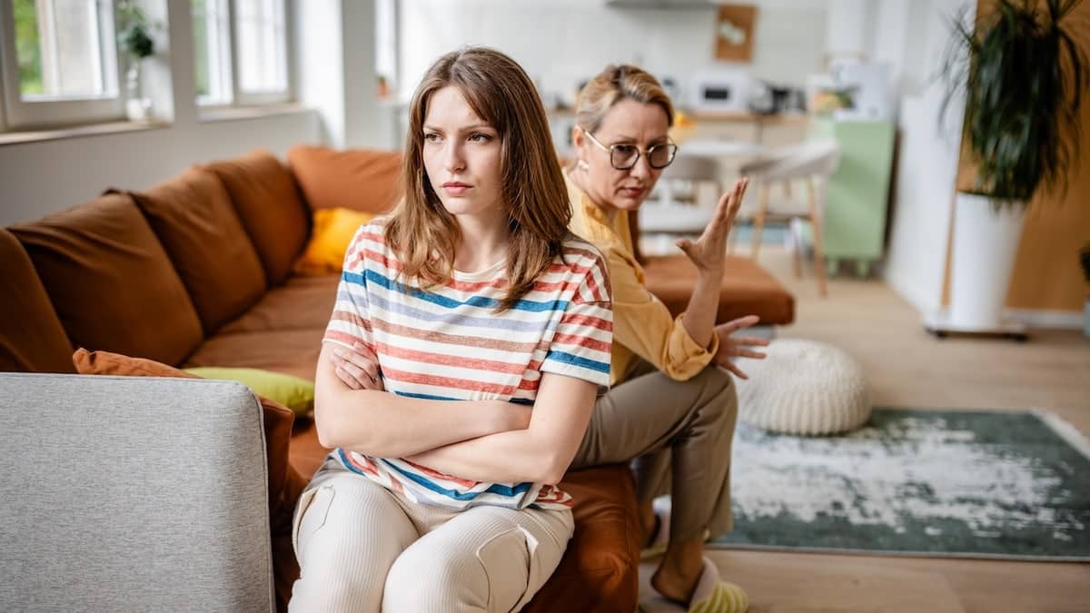 Mother and daughter in conflict