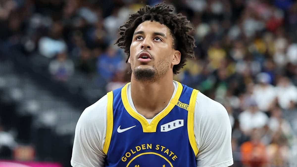 Yaxel Lendeborg of the Golden State Warriors shoots a free throw against the Los Angeles Lakers.